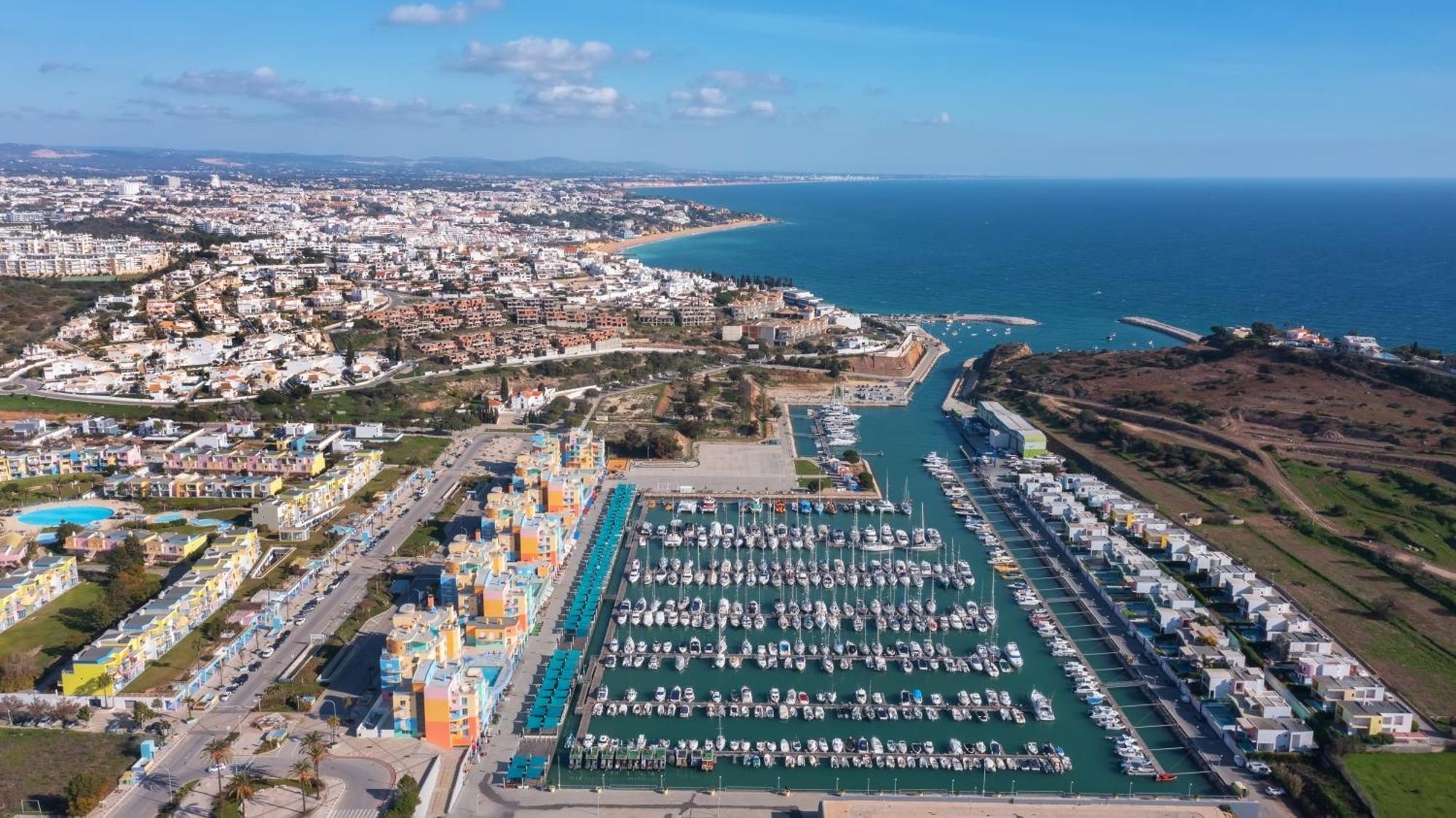 Homes Ocean View With Sunbathing Terrace, 2 Swimming Pools & Tennis Court Apartamento