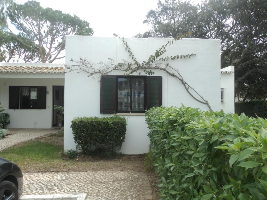 Acolhedora 371, 3 Quartos, Balaia Golf Village Holiday home *