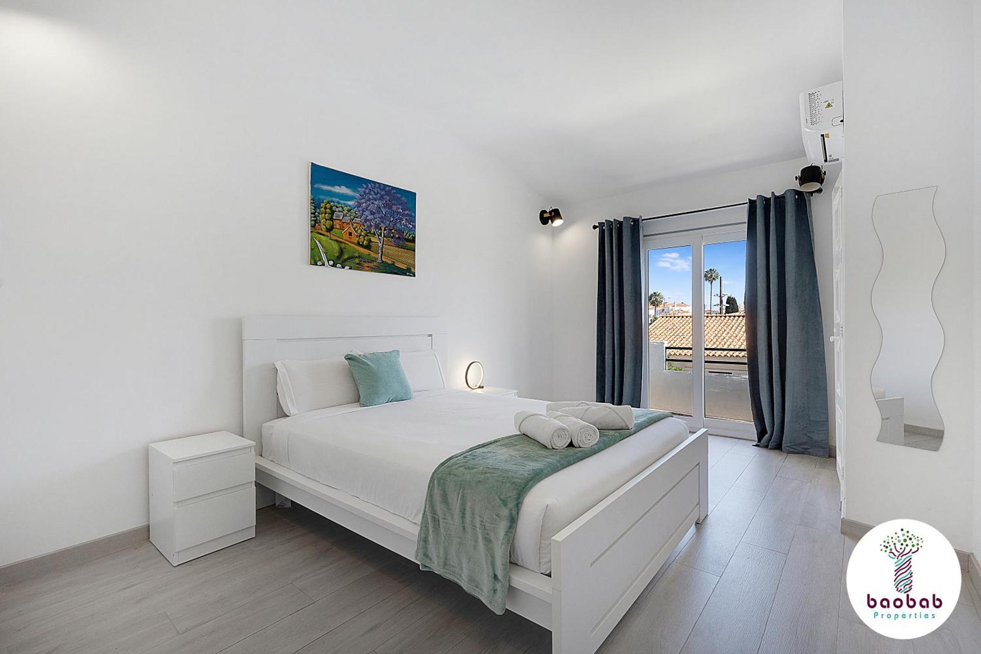#267 Cozy Casablanca Villa Albufeira
