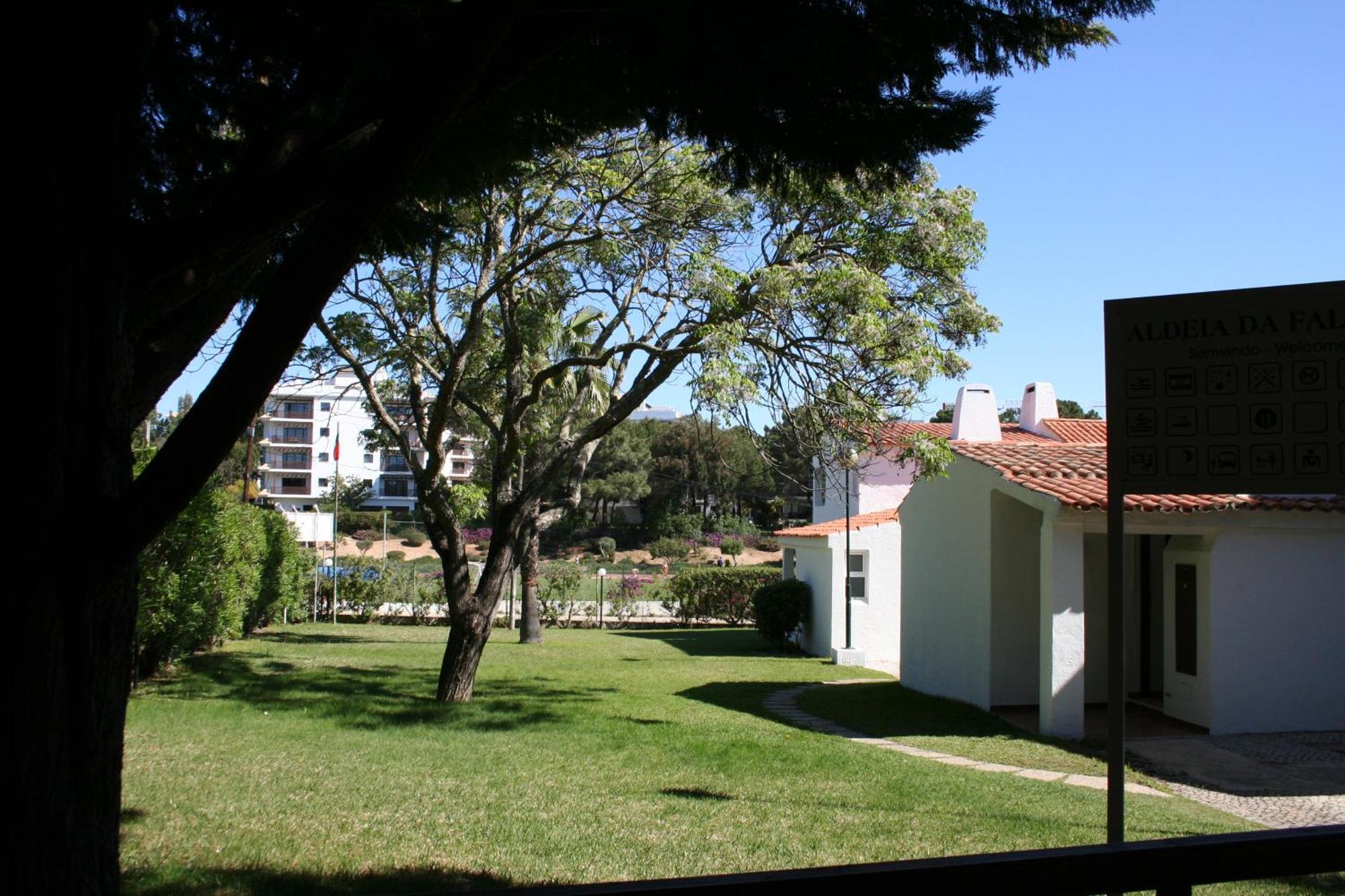 Aldeia Da Falesia *
