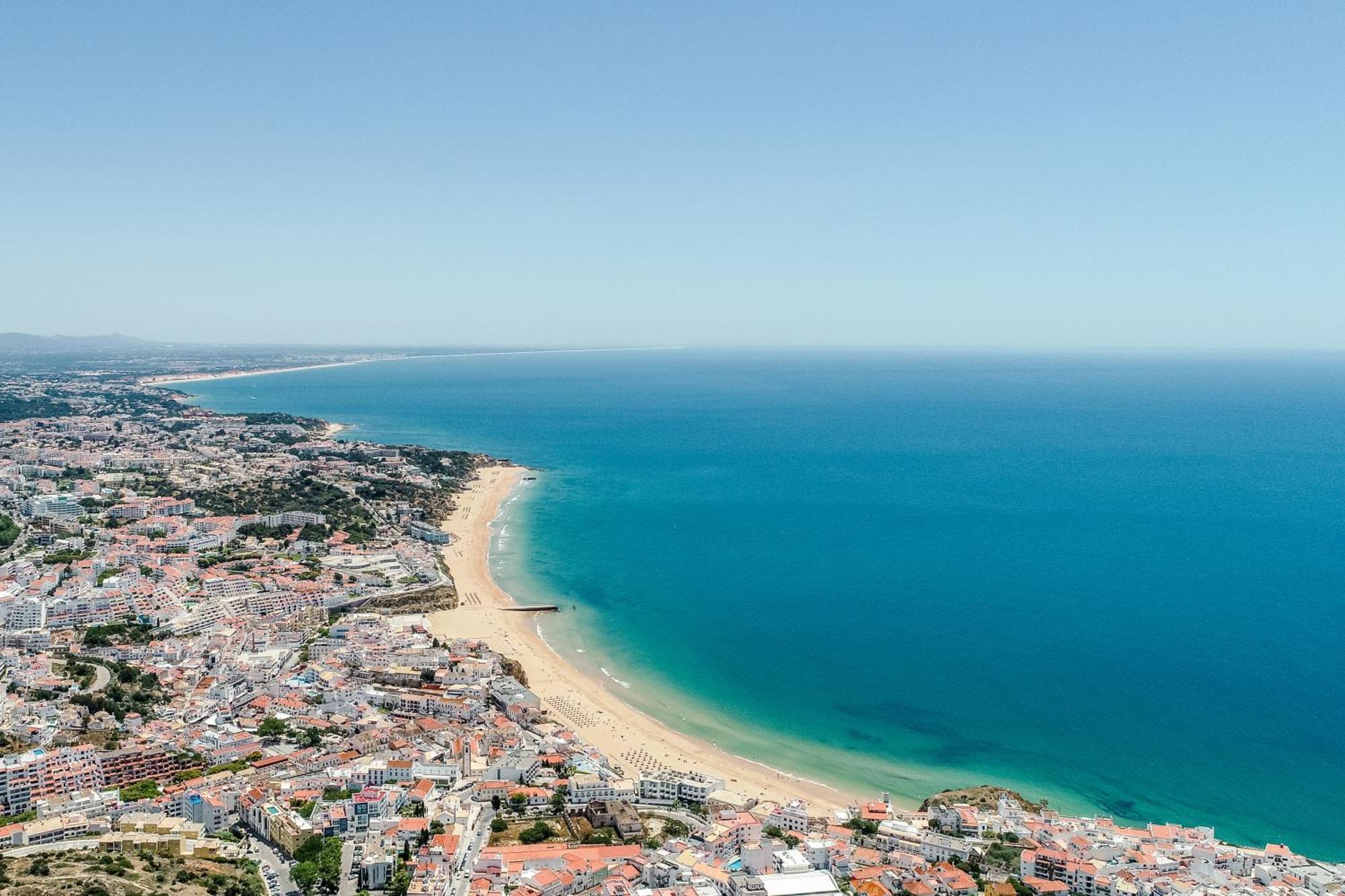 Apartment Homes Luxurious With 2 Bedrooms, Swimming Pool & Patio Albufeira