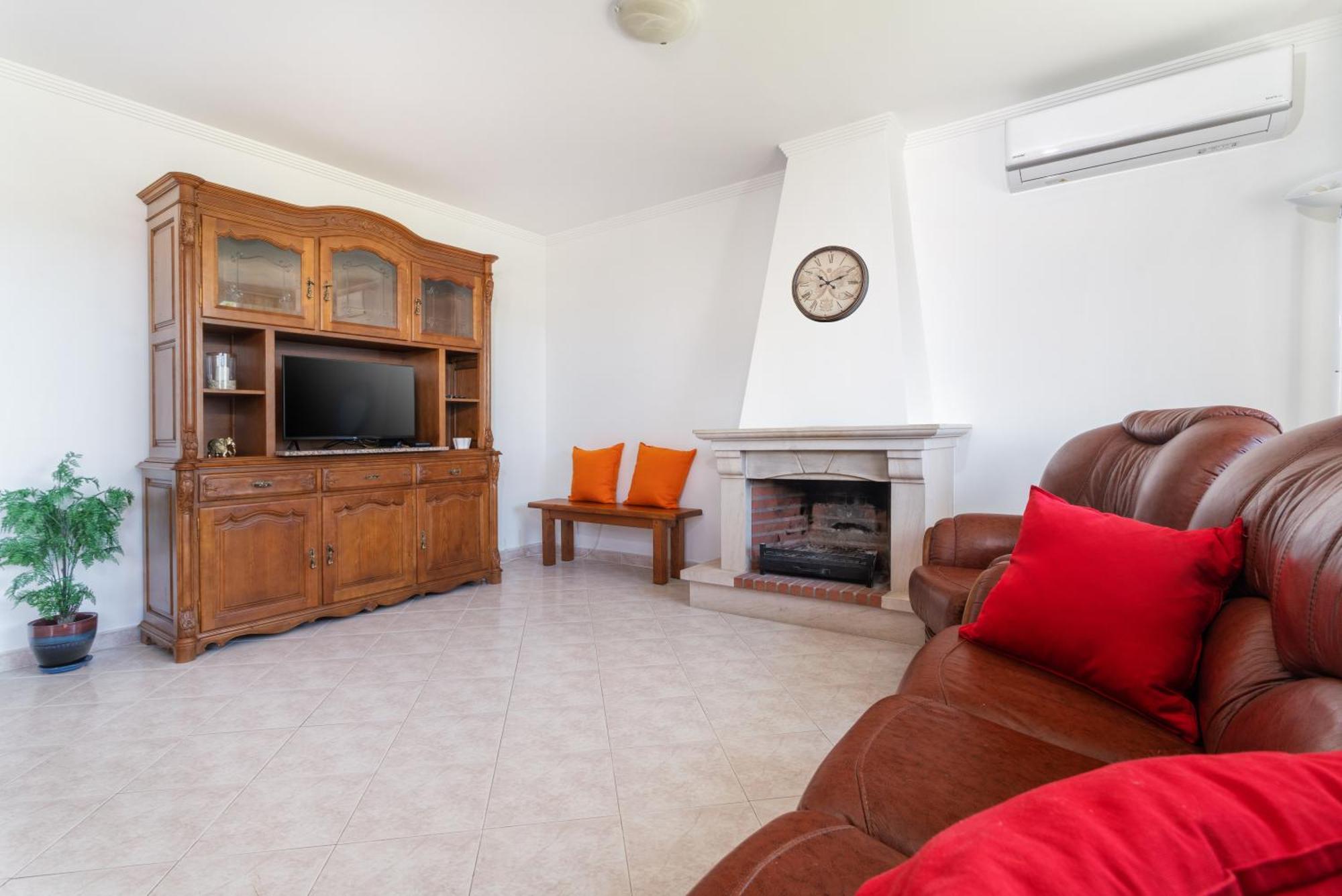 Homes Luxurious With 2 Bedrooms, Swimming Pool & Patio