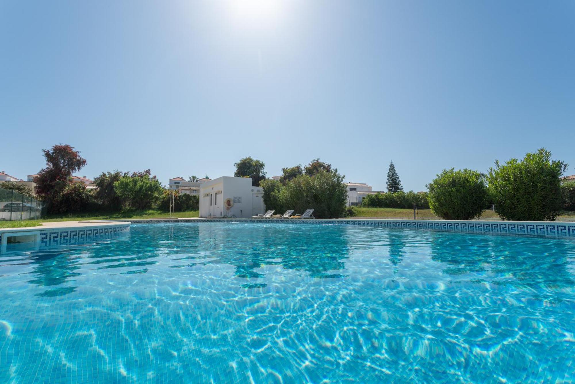 Homes Luxurious With 2 Bedrooms, Swimming Pool & Patio