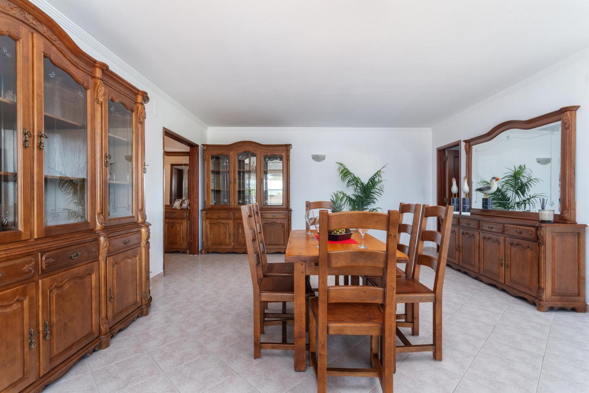 Homes Luxurious With 2 Bedrooms, Swimming Pool & Patio Albufeira