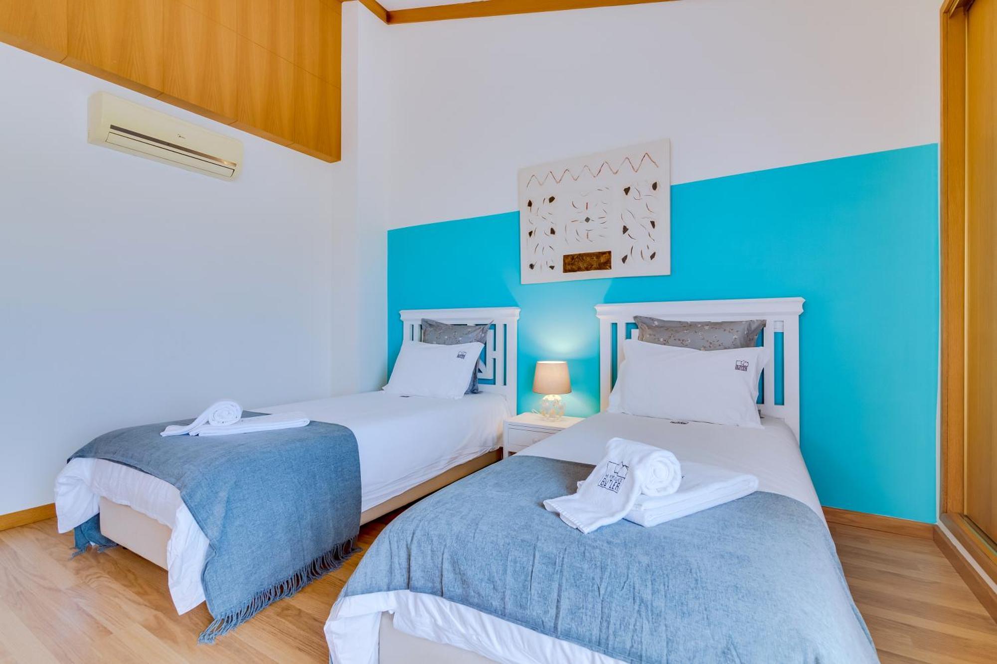 Villa Falesia Nature By The Portuguese Butler *