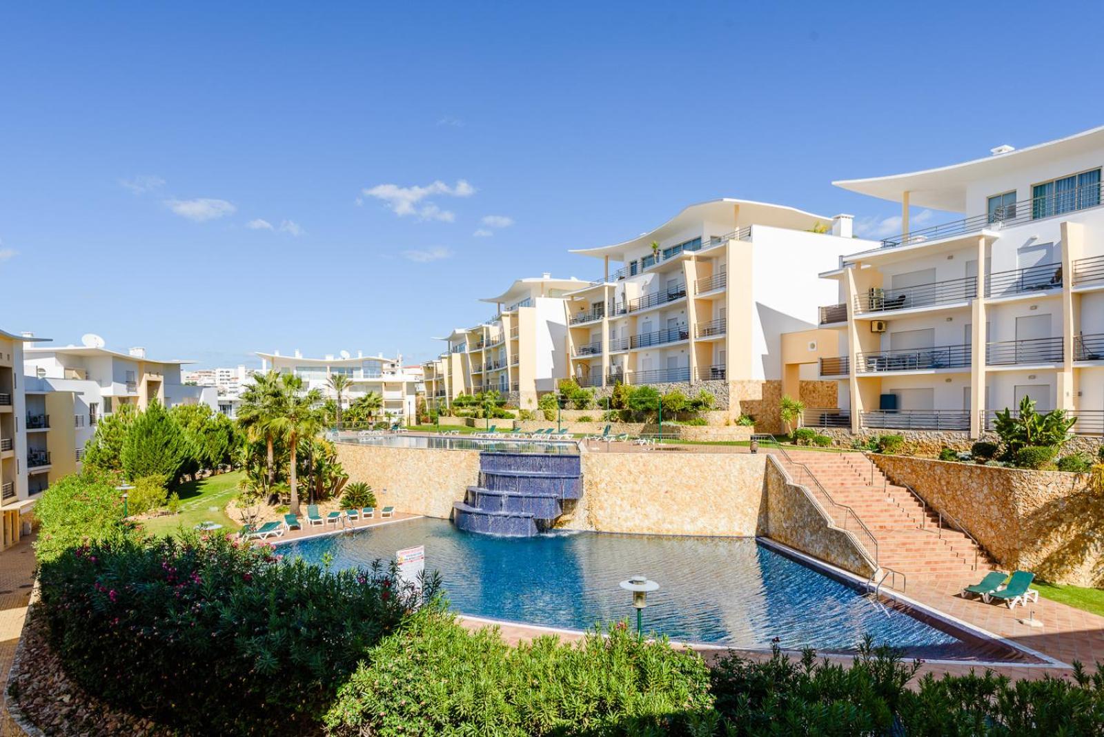 Apartamento Homes Ocean View With Comfortable Terrace, 2 Swimming Pools & Tennis Court Albufeira