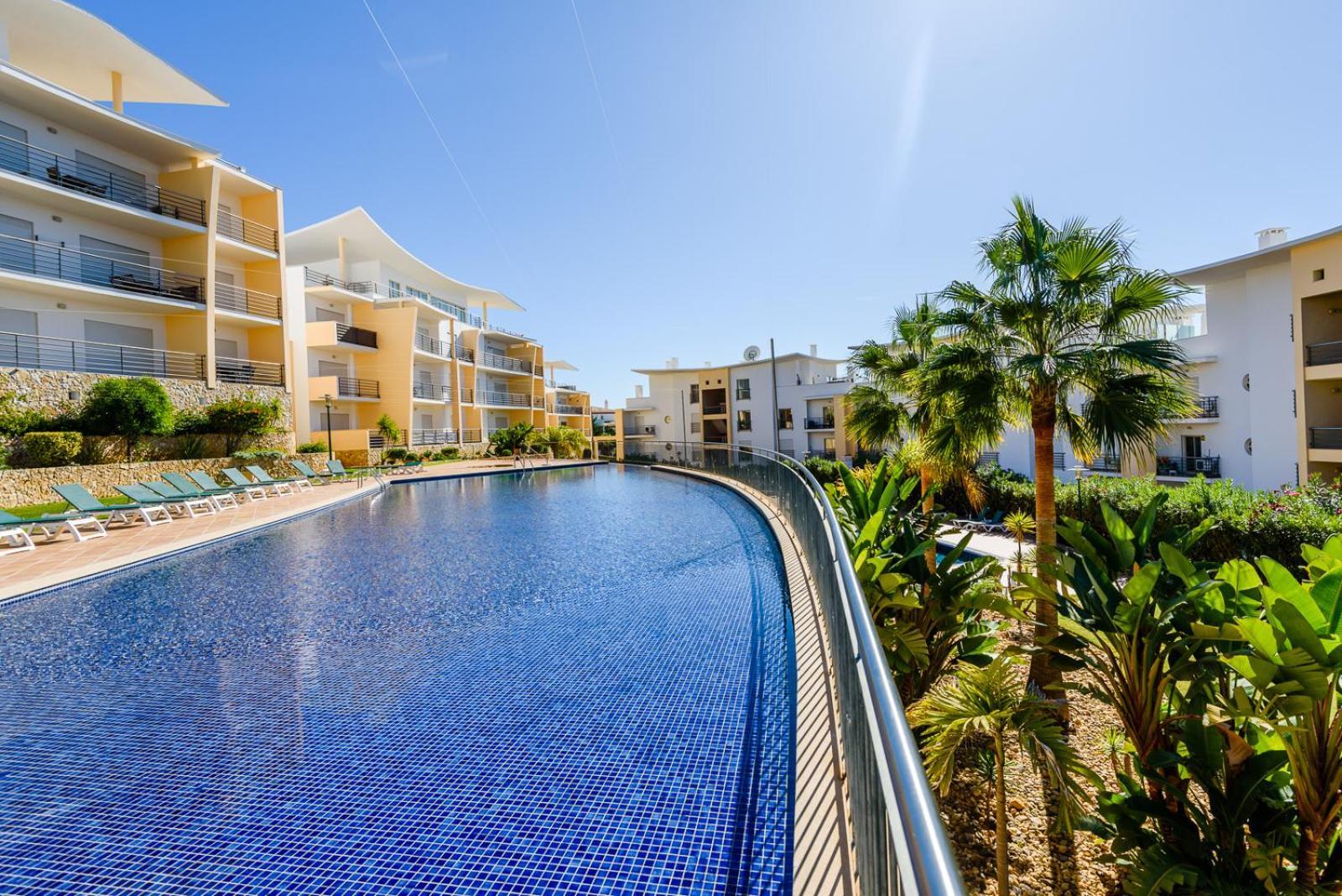 Apartamento Homes Ocean View With Comfortable Terrace, 2 Swimming Pools & Tennis Court Albufeira