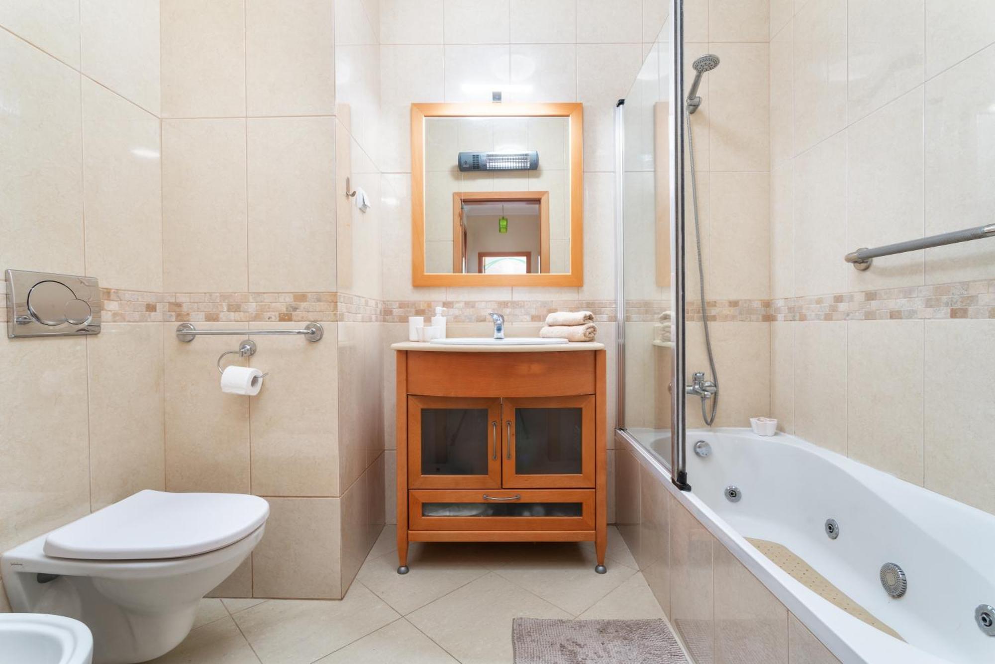 Homes Ocean View With Comfortable Terrace, 2 Swimming Pools & Tennis Court Albufeira
