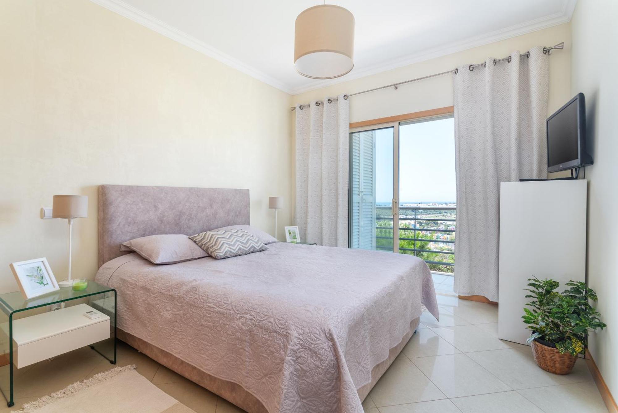 Homes Ocean View With Comfortable Terrace, 2 Swimming Pools & Tennis Court Albufeira