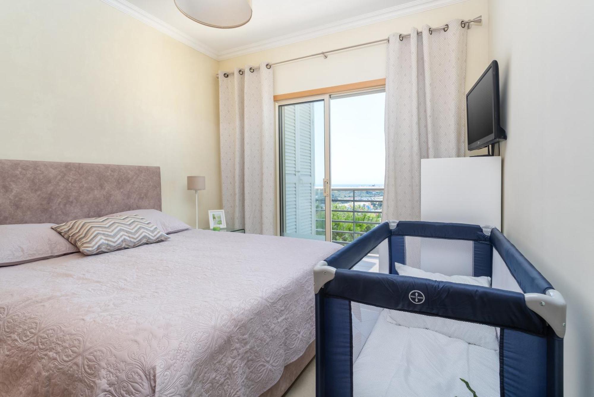 Apartamento Homes Ocean View With Comfortable Terrace, 2 Swimming Pools & Tennis Court
