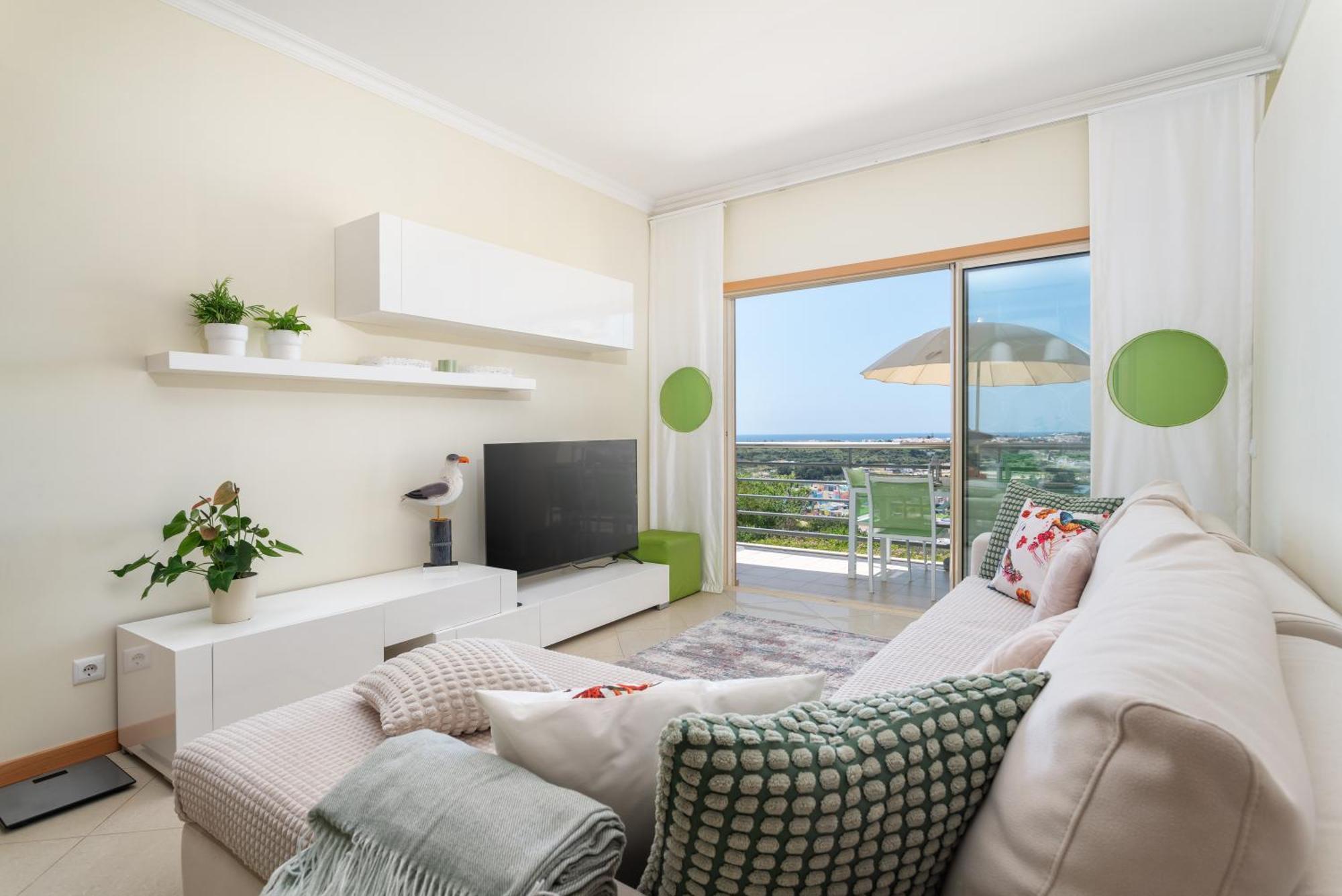 Apartamento Homes Ocean View With Comfortable Terrace, 2 Swimming Pools & Tennis Court
