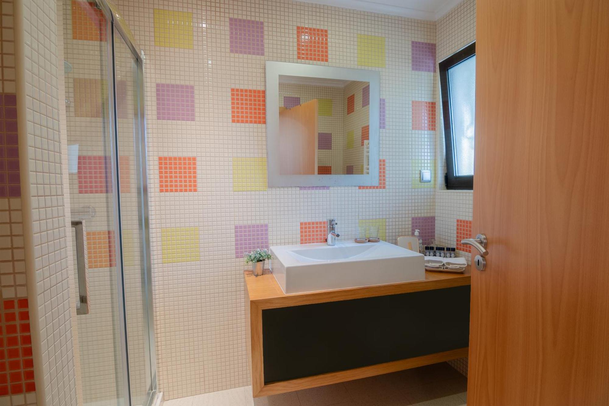 Seacoast Retreat, By Drago Apartment Albufeira