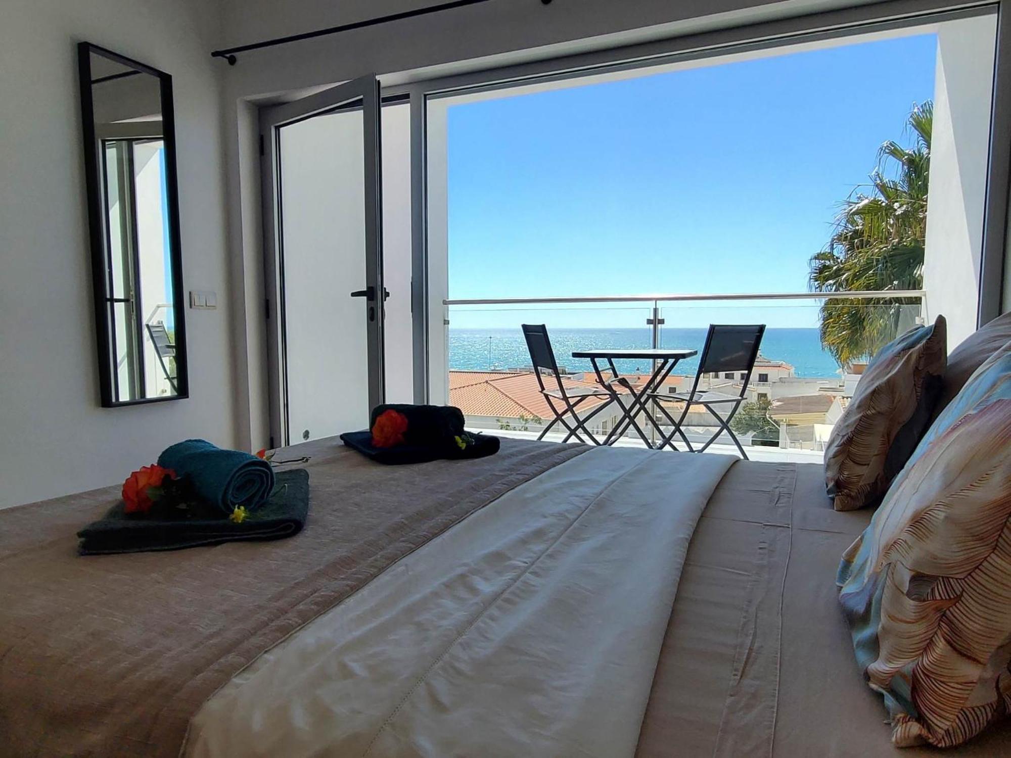 Villa Beautiful View Over The Sea - T