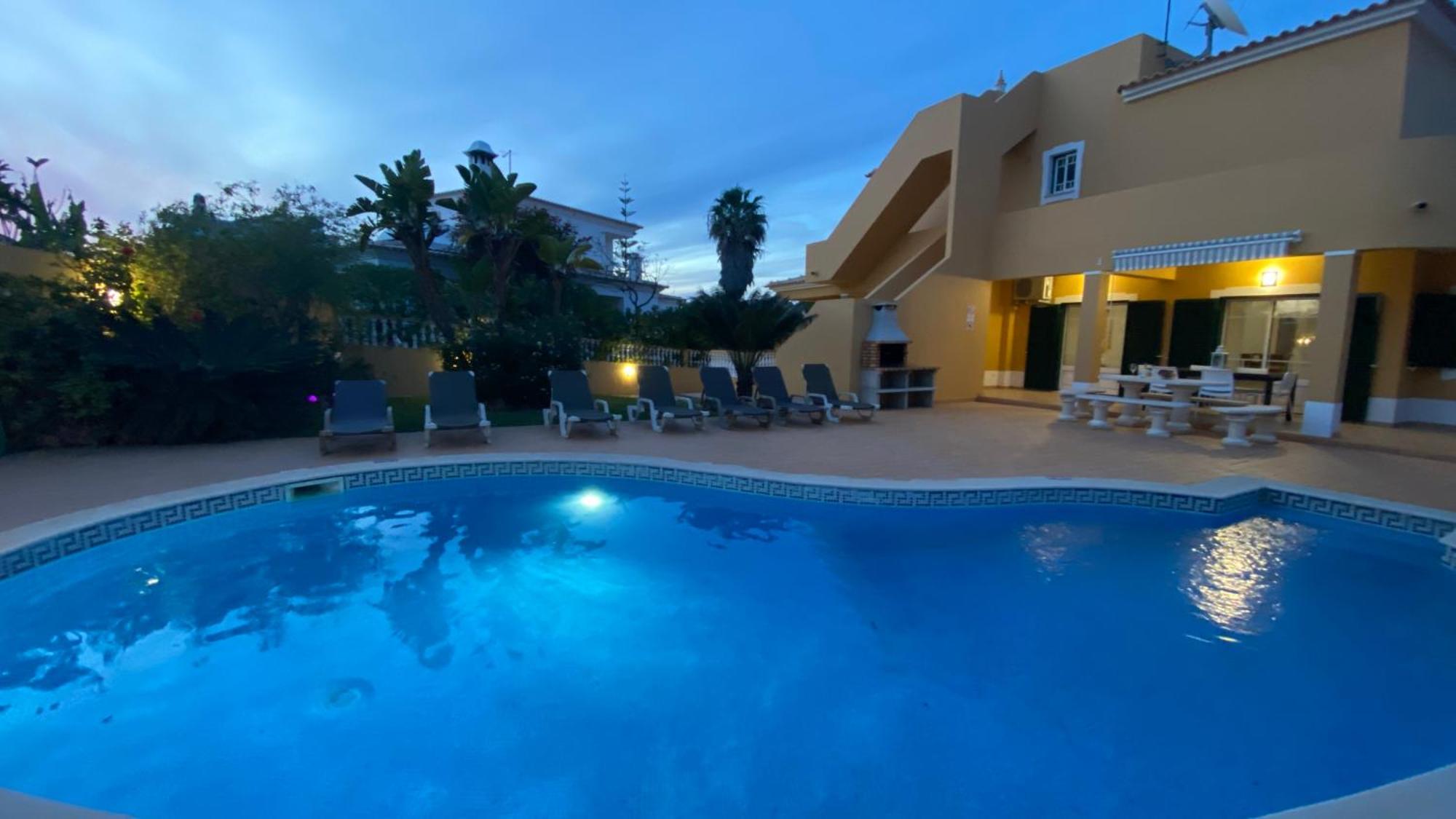 Pousada Rafaela Com Piscina Albufeira