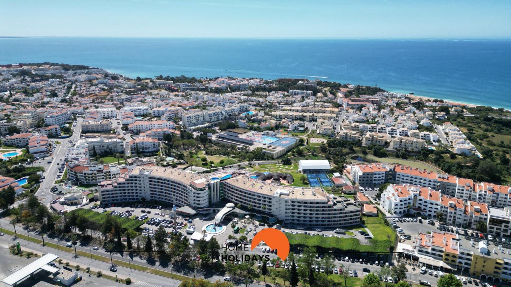 #027 T0 Belavista By Holidays *