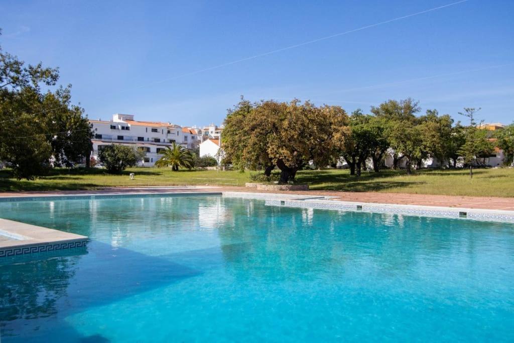Cosy In Albufeira, Oura St