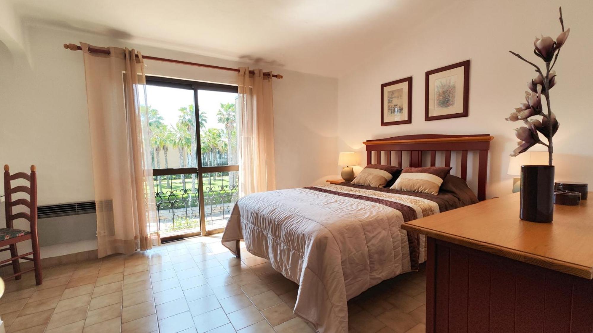 Sao Rafael T2 Duplex, Apartment