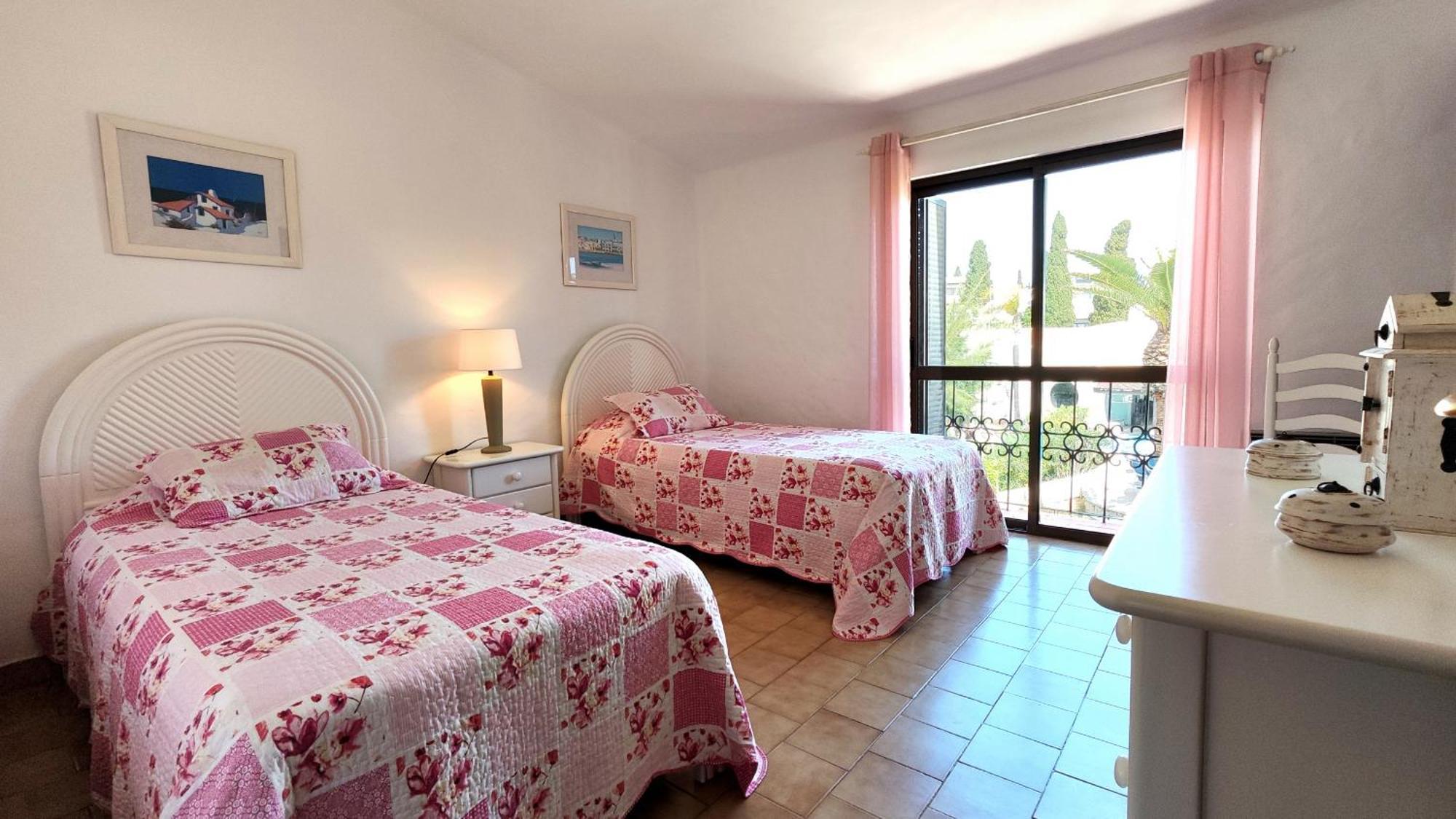 Apartment Sao Rafael T2 Duplex,
