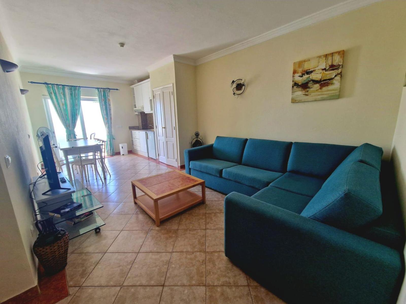 Oura Sunset Apartment *