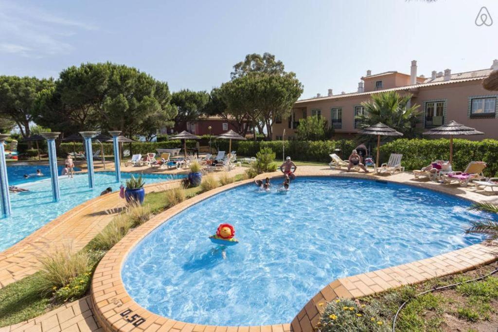 Wonderful Flats With Pool By Host Wise Apartment Albufeira