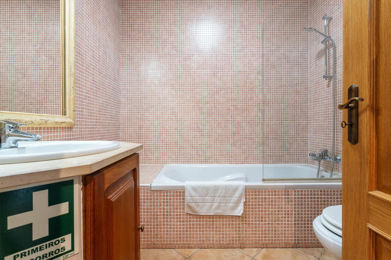 Wonderful Flats With Pool By Host Wise Albufeira