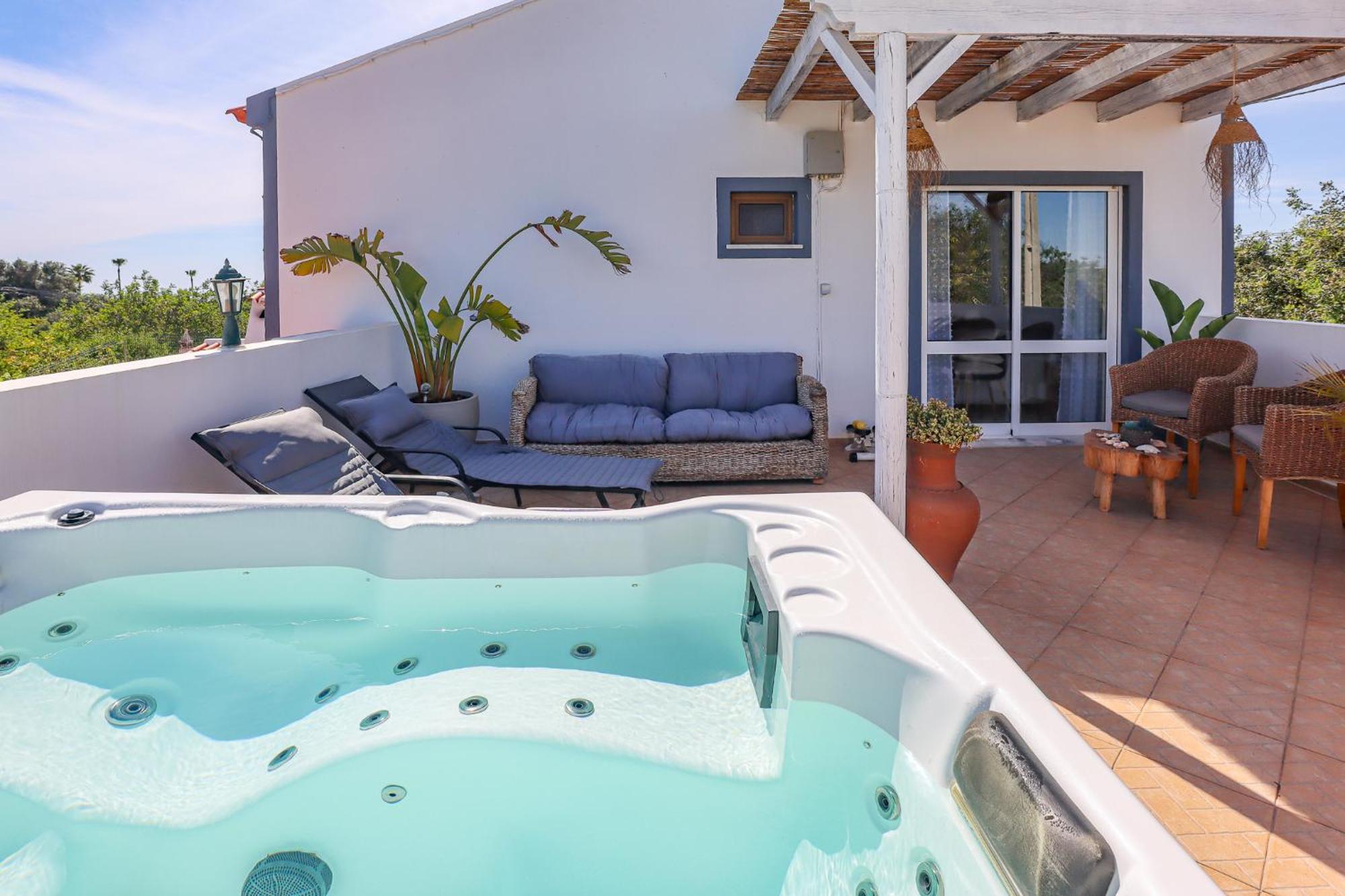 Villa Da Encosta - Private - Heated Swimming Pool - By Bedzy Albufeira