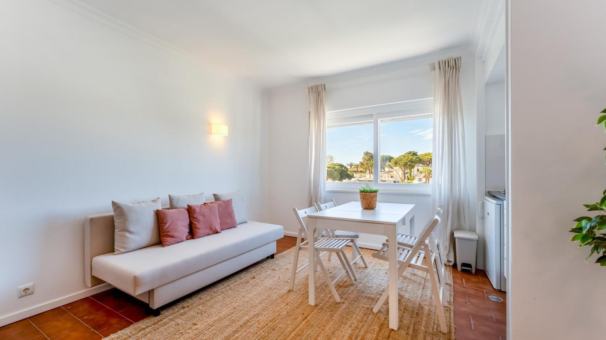 Stylish With Pool By Lovelystay Apartment *