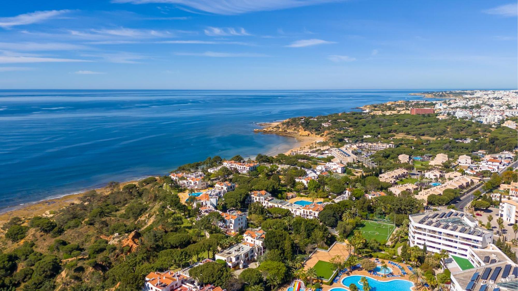 Apartment Stylish With Pool By Lovelystay Albufeira