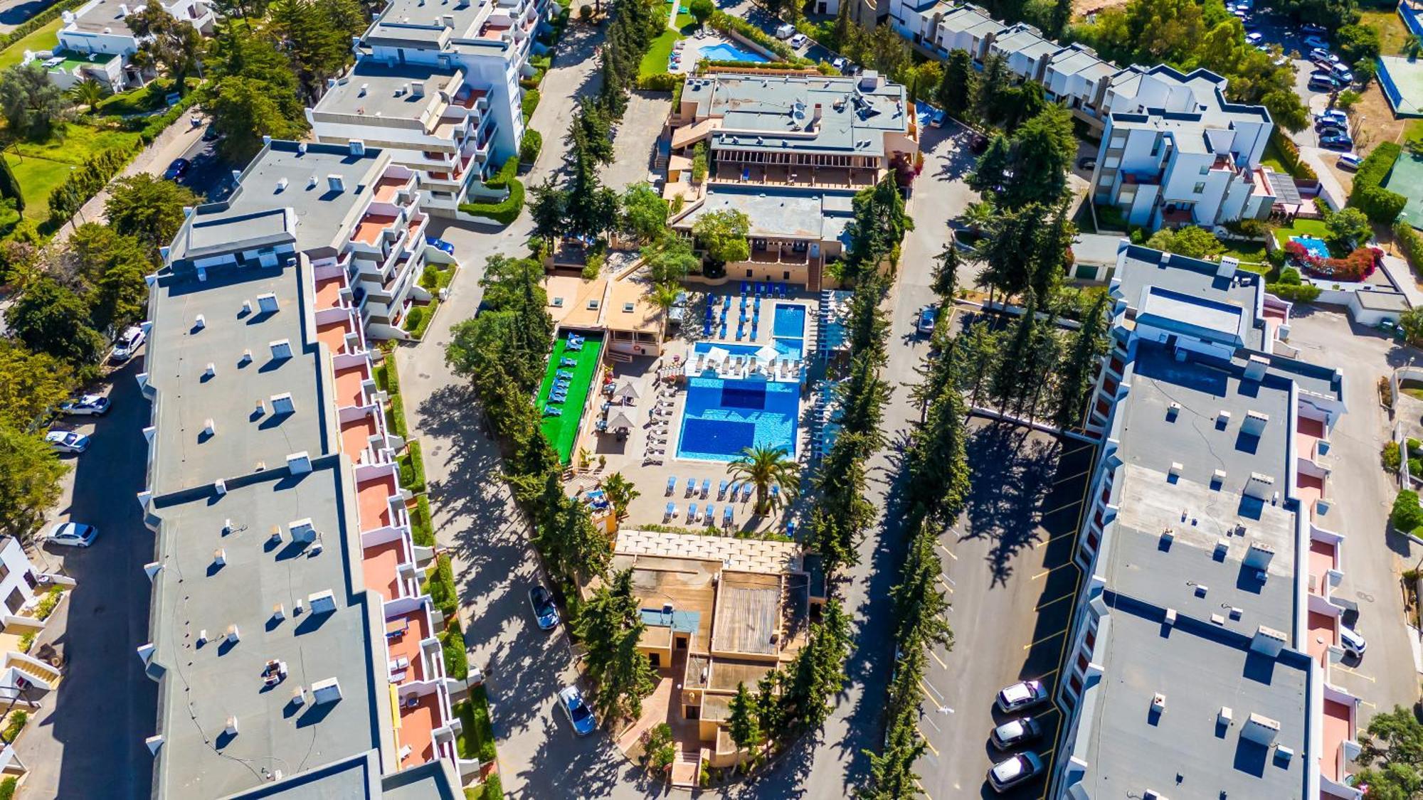 Stylish With Pool By Lovelystay Albufeira