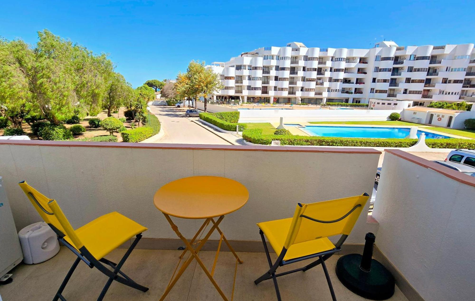 Eulalia With Pool And 5 Minutes From The