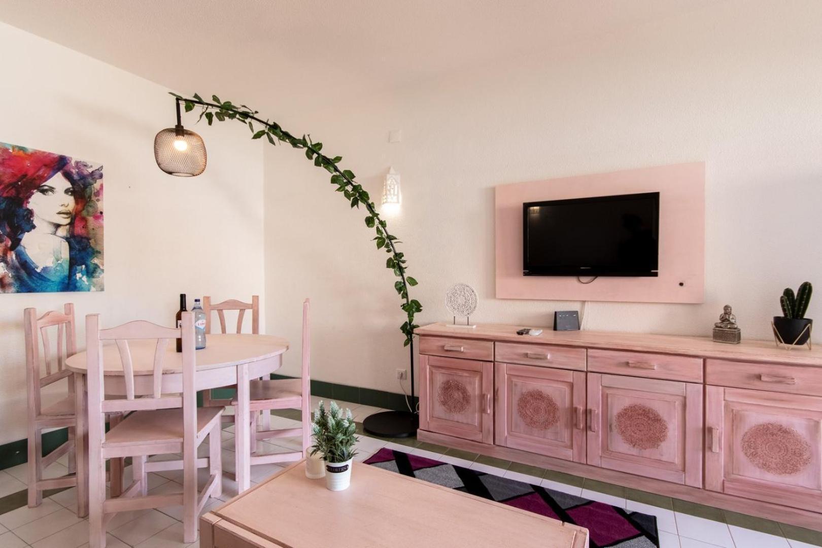 Apartment The Concierge - Pool Choromar *