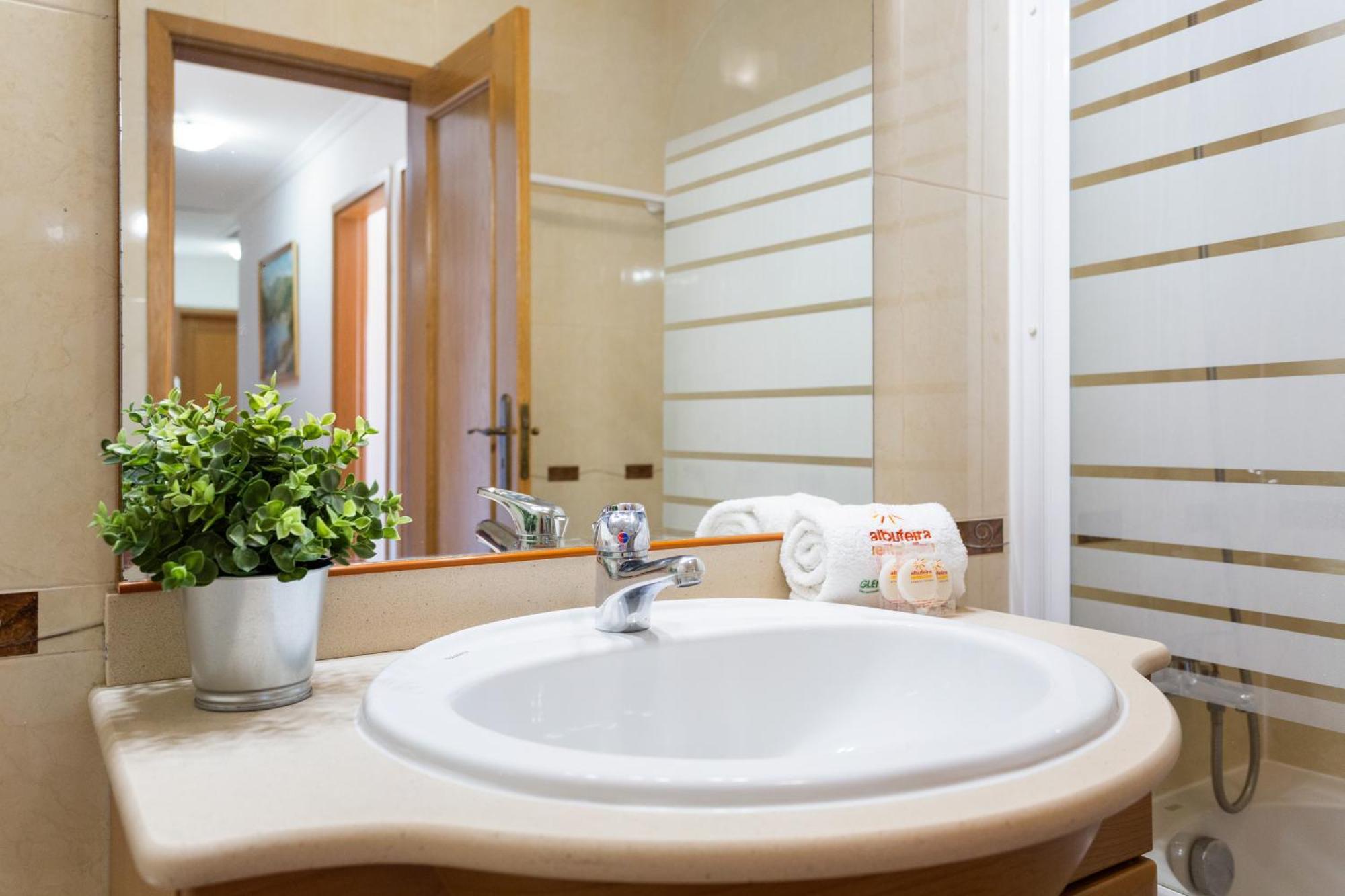 Bicos By Apartment Albufeira