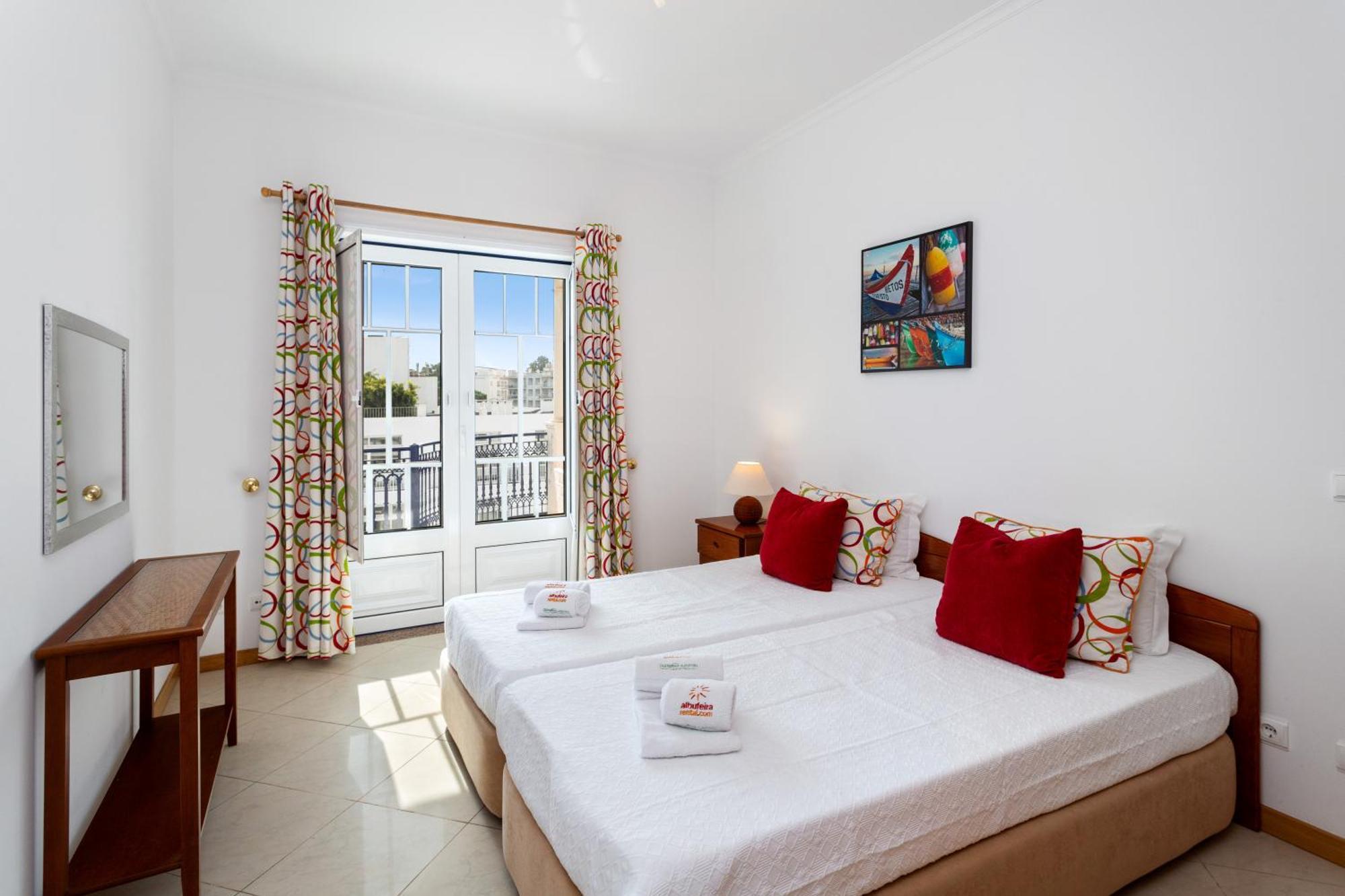 Apartment Bicos By