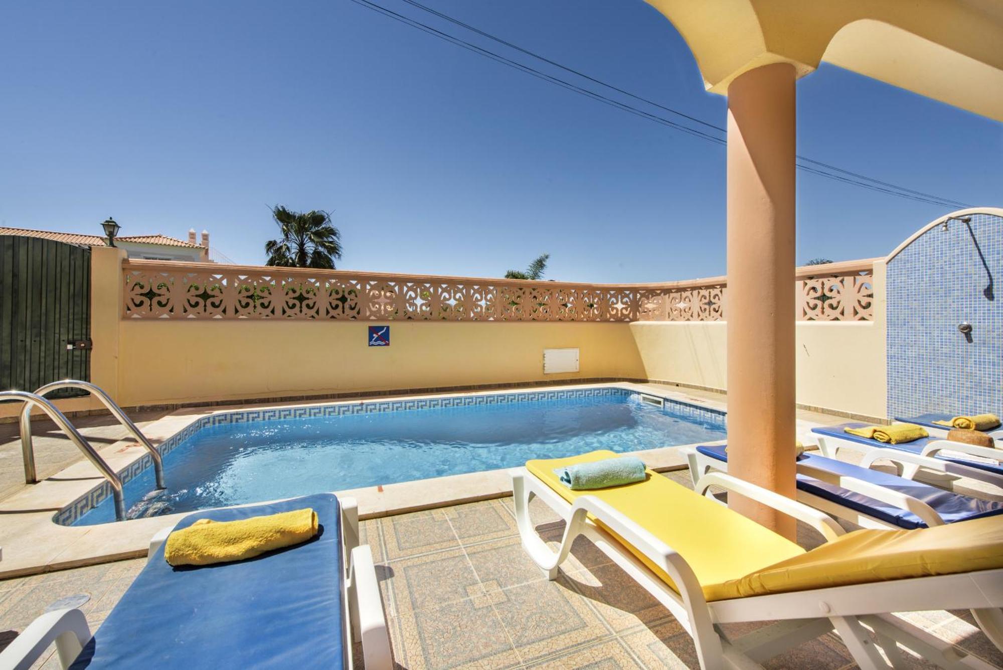 Alexandra By Algarve Holidays Villa Albufeira