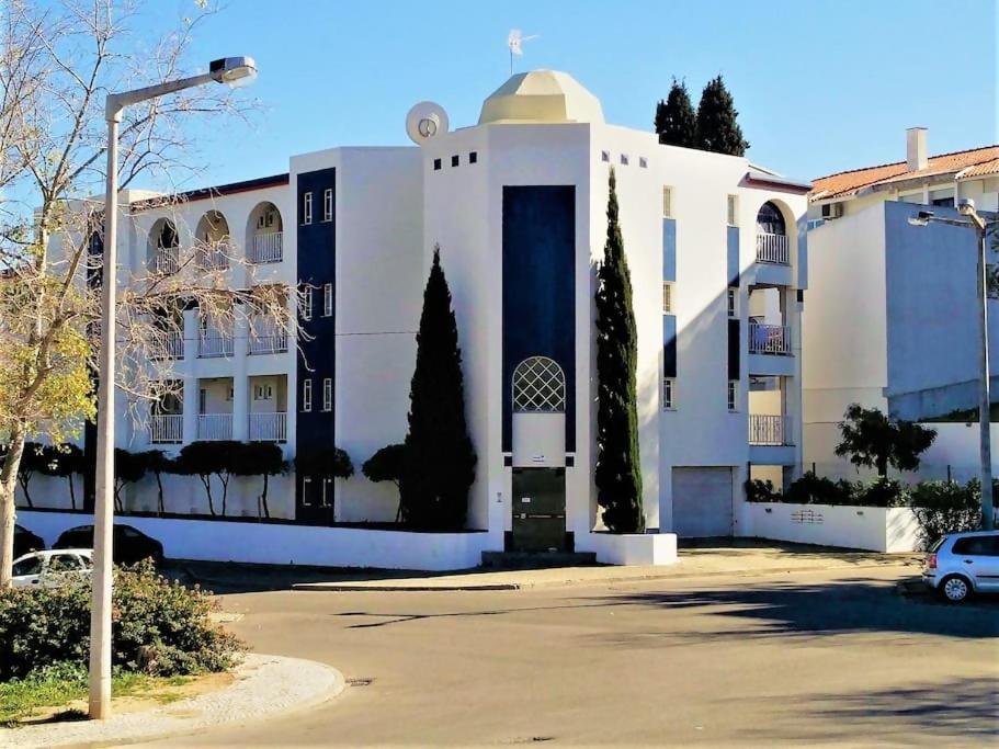 Rosa Old Town Apartment *