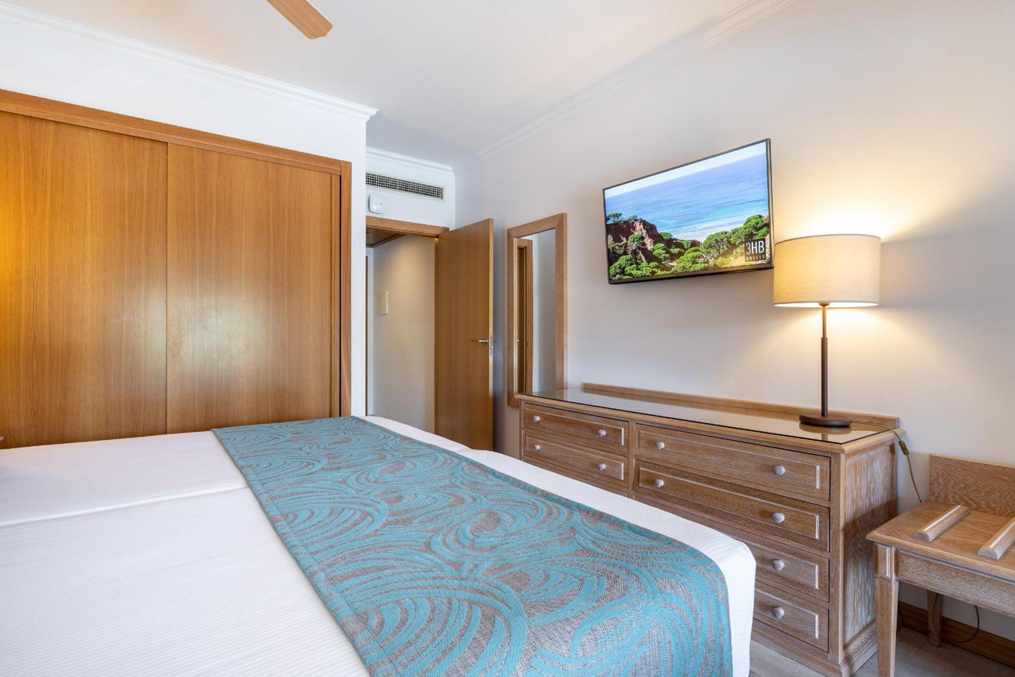 Hotel 3hb Guarana