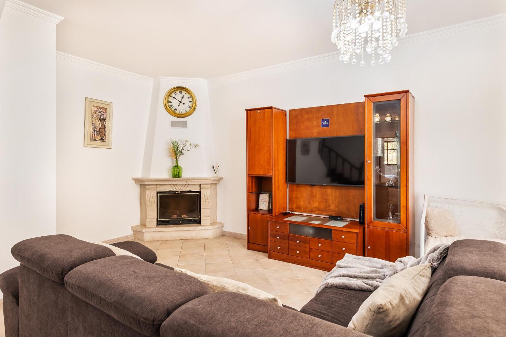 Krishan - Private Pool Holiday home