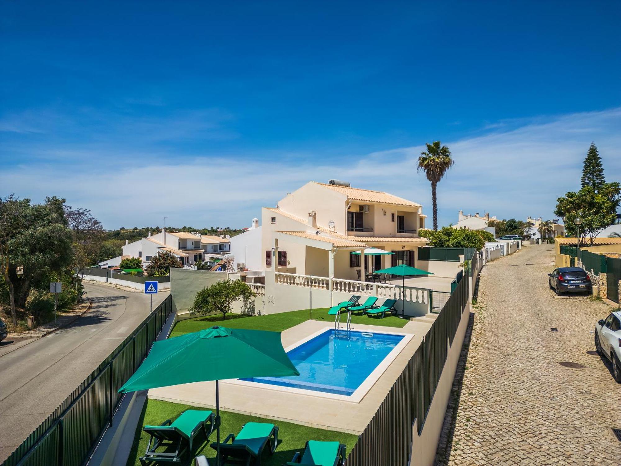 Krishan - Private Pool Holiday home