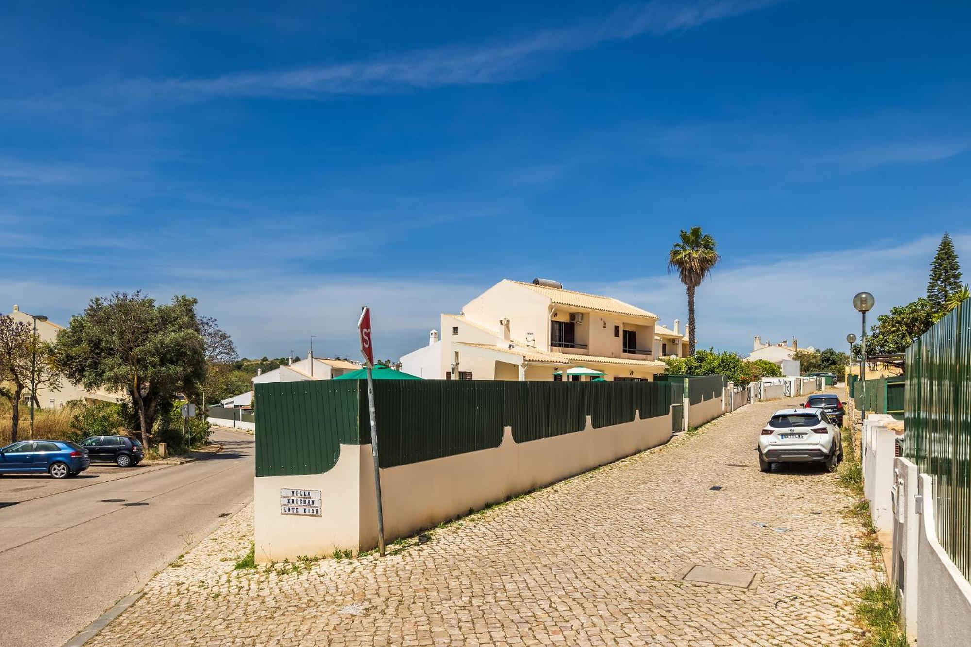 Krishan - Private Pool Holiday home