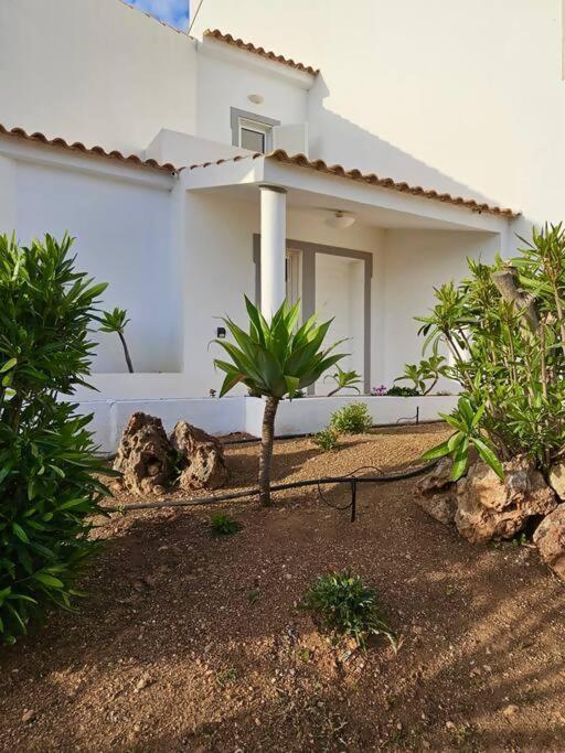 Jos Near Marinaebeach Albufeira