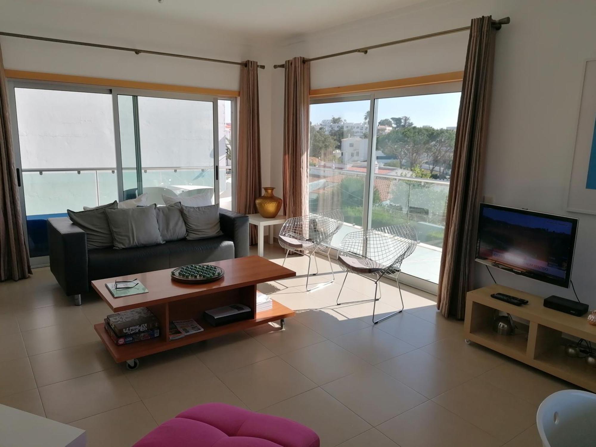 Modern With Sunny South Facing Terrace * Albufeira