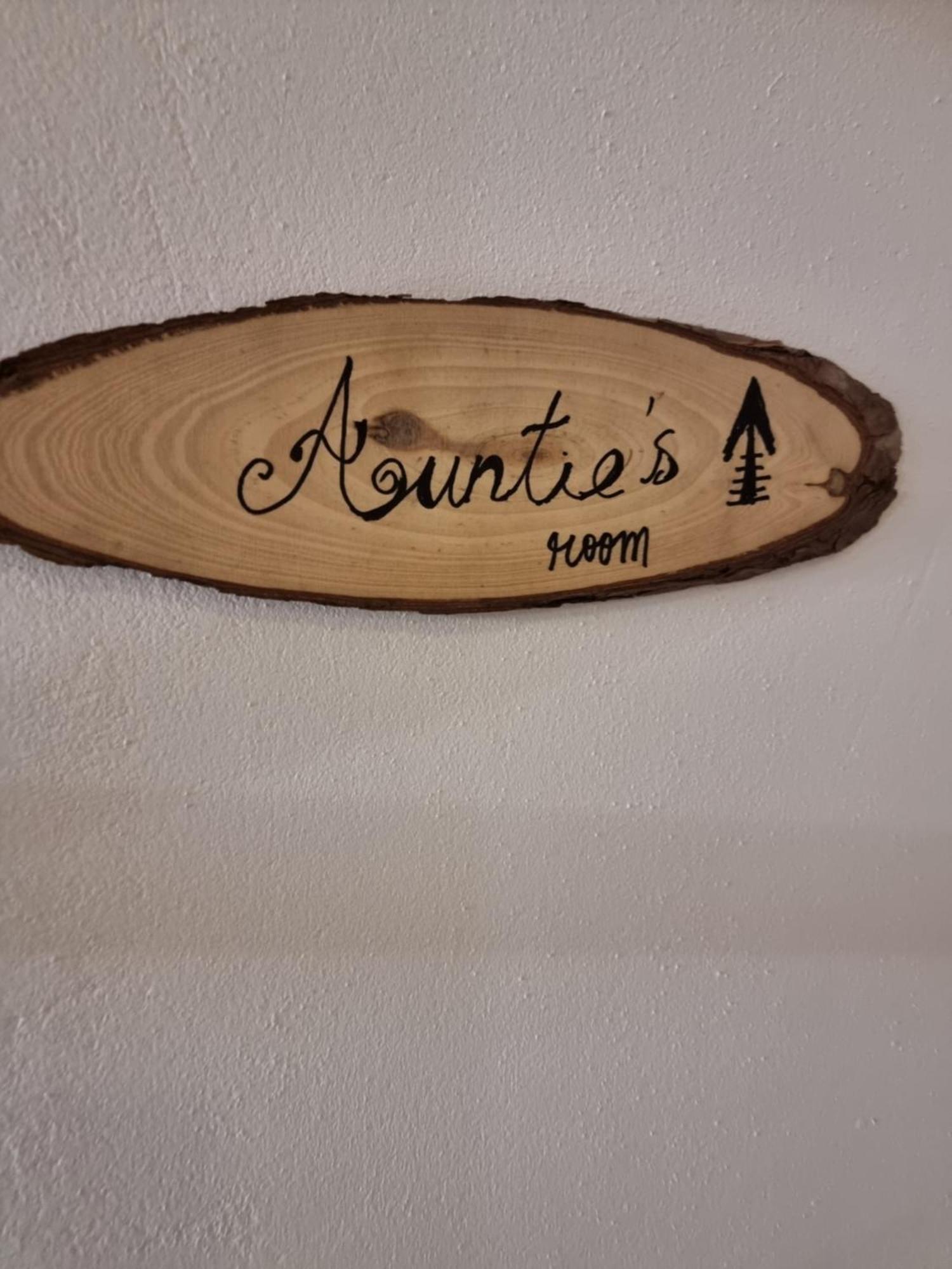 Guest house Wonder Charm