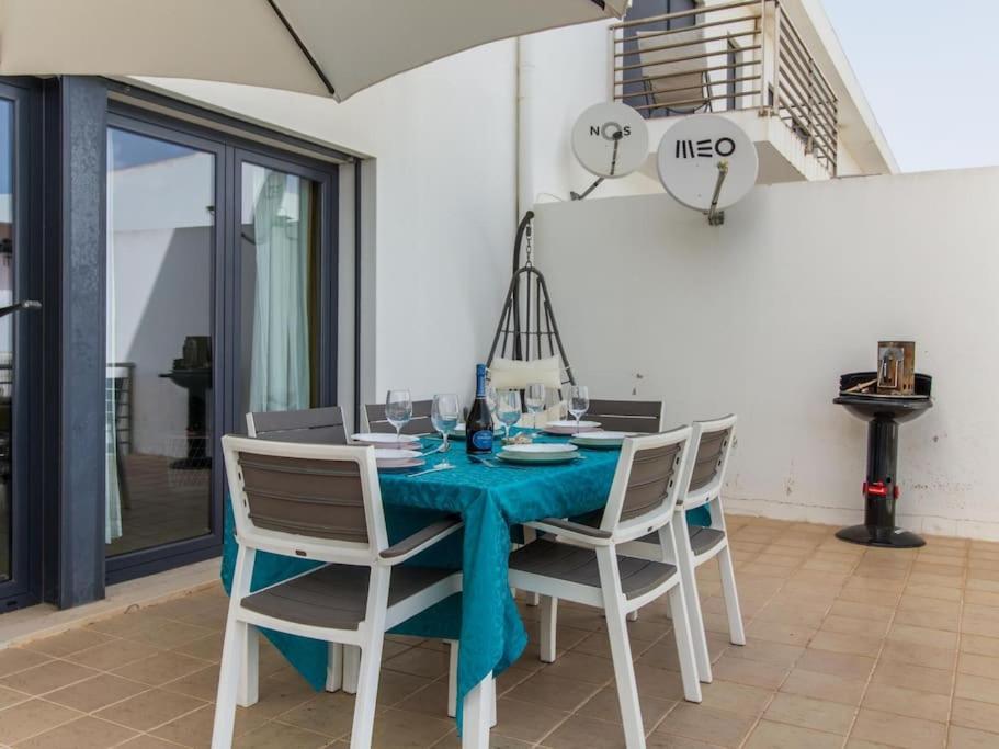 Rainbow House - Sea View & Pool & Garage & Garden &