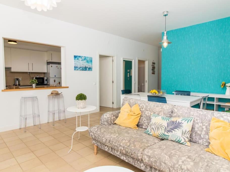 Rainbow House - Sea View & Pool & Garage & Garden & * Albufeira