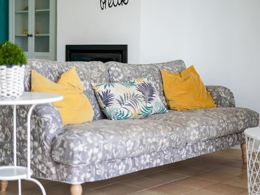 Rainbow House - Sea View & Pool & Garage & Garden & Pousada *