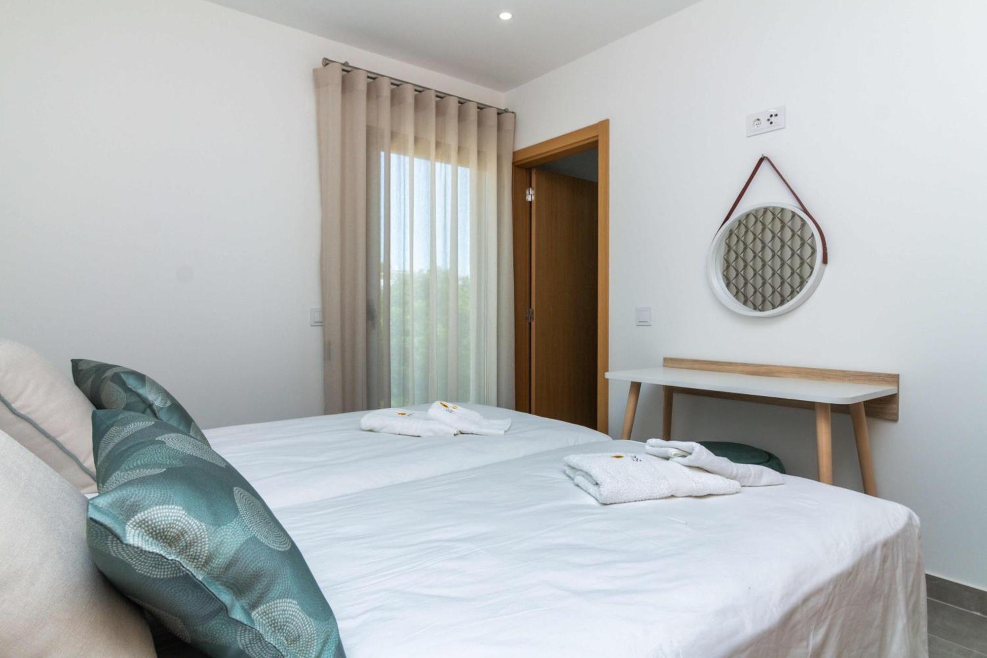 Villa Orada 25 House - Luxurious & Games & Privat Pool & Gym *