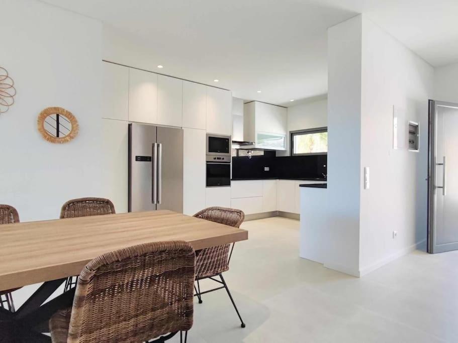 Vistas Mar D - Sea View & Privat Jacuzzi & Pool And Garden Villa Albufeira