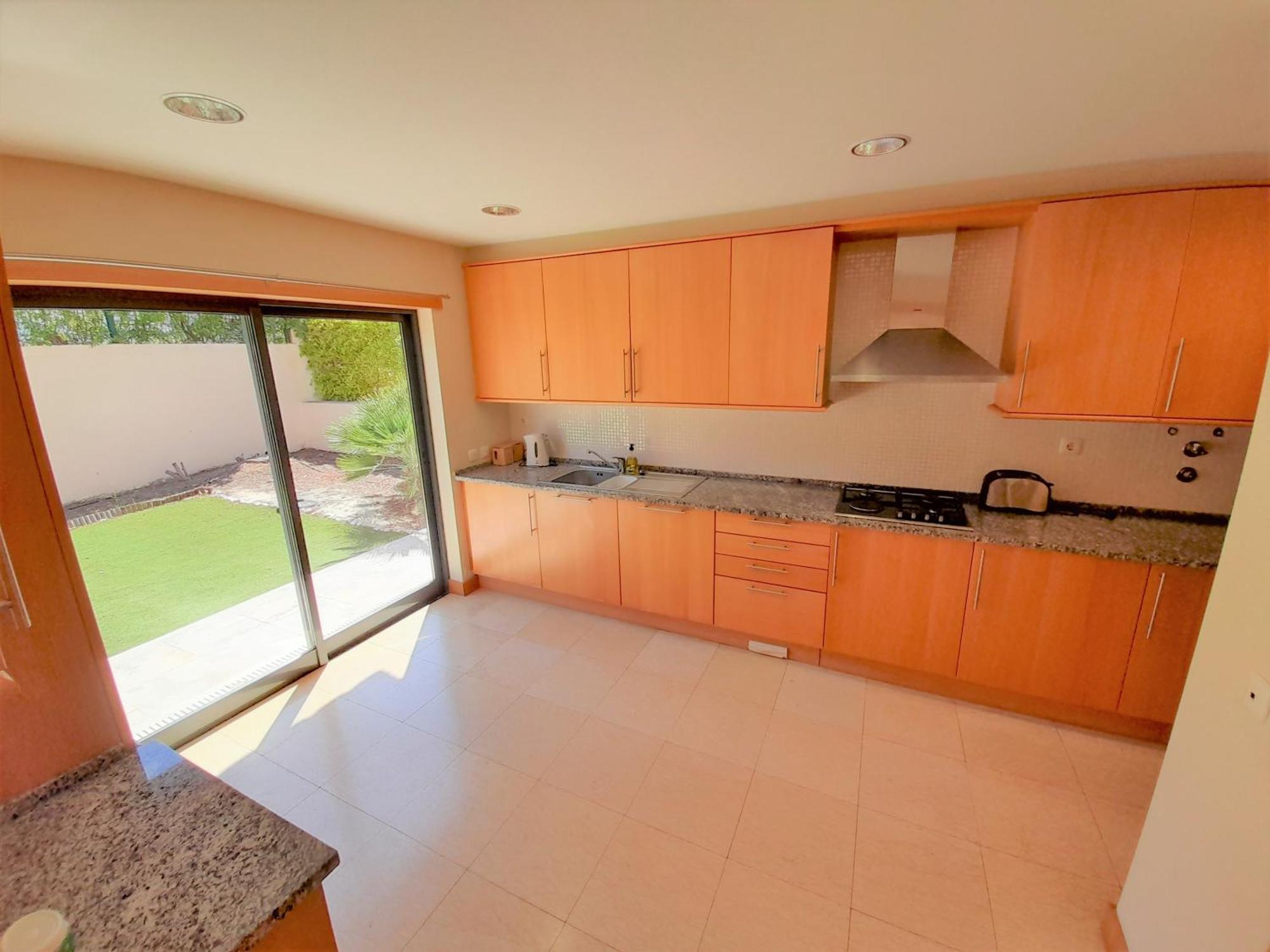 Villa Paula With Private Pool Close To The And Strip Albufeira