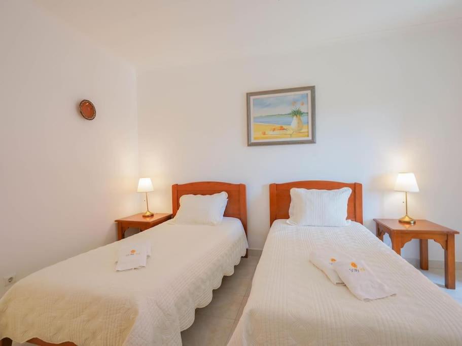 Apartment Oura Sunrise Iv - Oura & Oura Strip *
