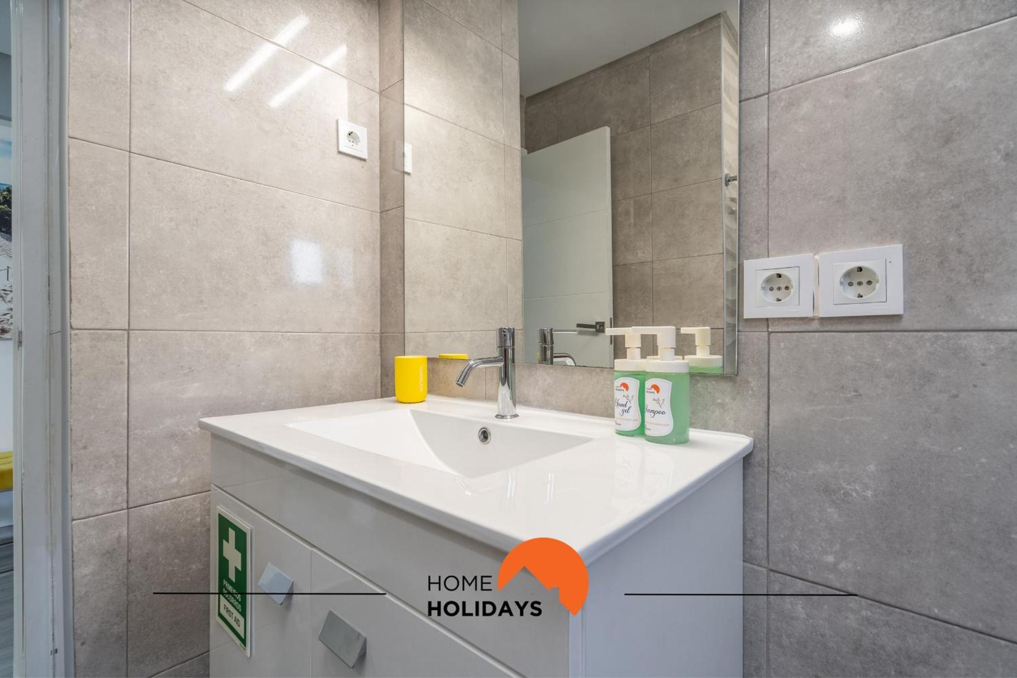 Apartment #227 Sunflower Flat By Holidays *